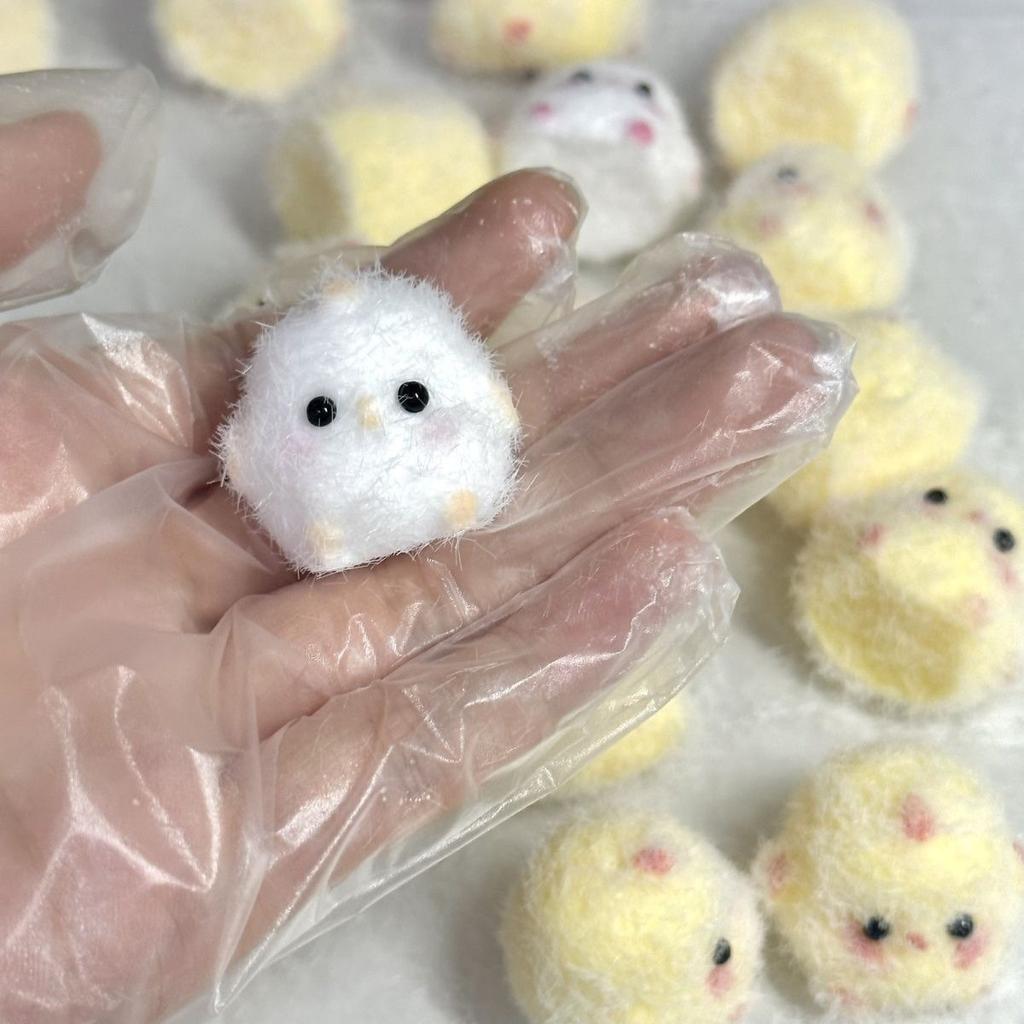 Cute Squishy Chick Soft Squeeze Silicone Toy Stress Relief Sticky Hamster Kawaii Mini Chicken Fidget Toy for Teen Kid Gift
