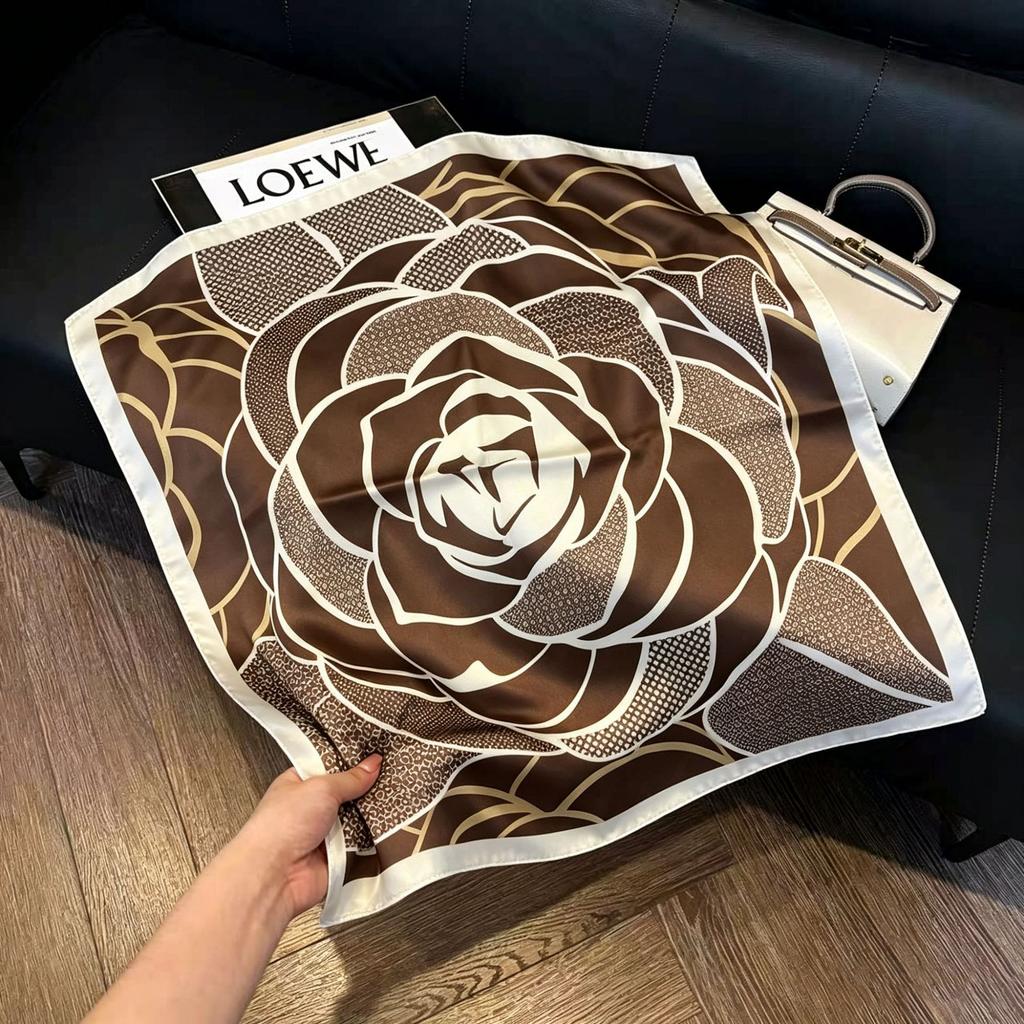 71Cm New Chinese Simulation Silk Square Scarf Soft and Skin-friendly Ink Flower Rhyme Printing Silk Scarf Neck Sunscreen Small Scarf