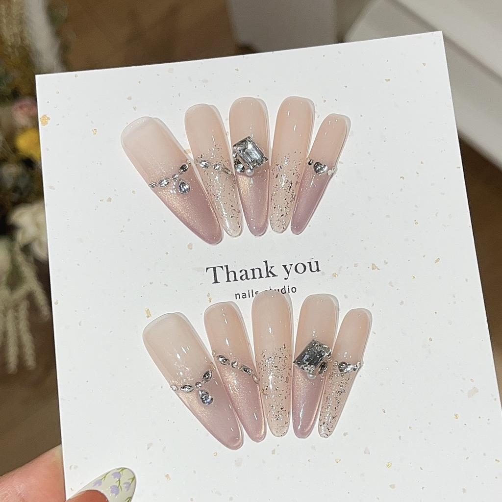 Pudernebel Gebrochener Diamant Atmosphäre Sanfter Farbverlauf Nude Rosa Katzenaugen Dünner Silberner Glänzender Pailletten Gebrochener Diamant Trage Rüstung