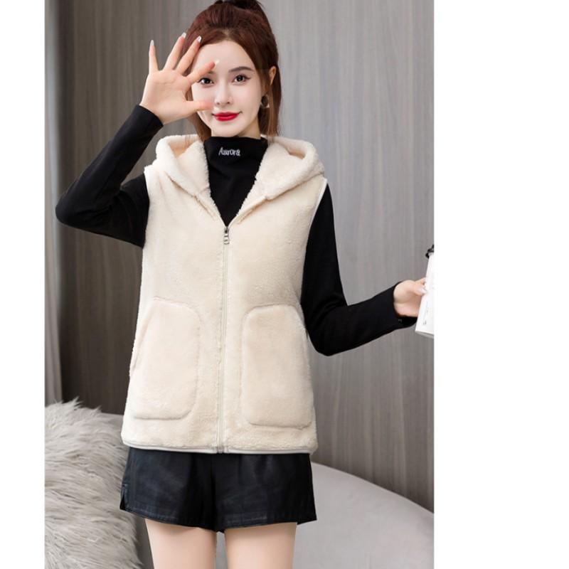 Women's Fall Fleece-Lined Hooded Vest: Solid-Color, Minimalist, Sleeveless Jacket