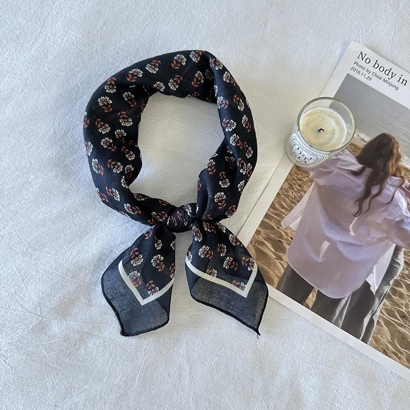 Japanese Retro Cotton Linen Square Scarf: Women's Korean Fashion, Versatile Spring-Autumn Neckerchief and Headband.