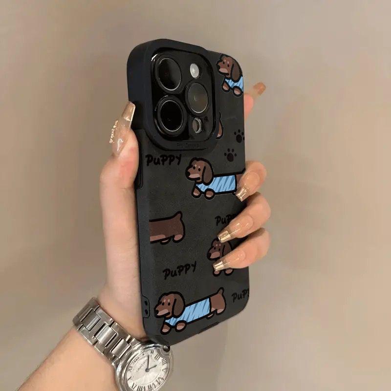 Autumn and Winter Full Screen Dachshund Dog Suitable for Apple 16Pro New 15 Flip Fur iPhon17promax Anti-drop Fine Hole