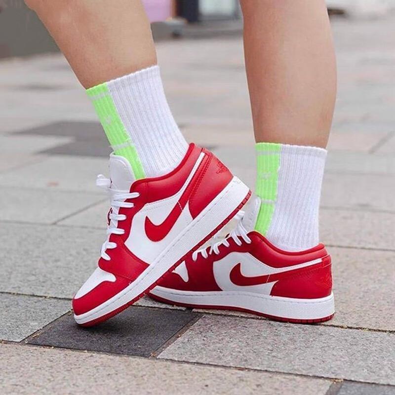 Jordan 1 Low Gym Red White GS 553560-611