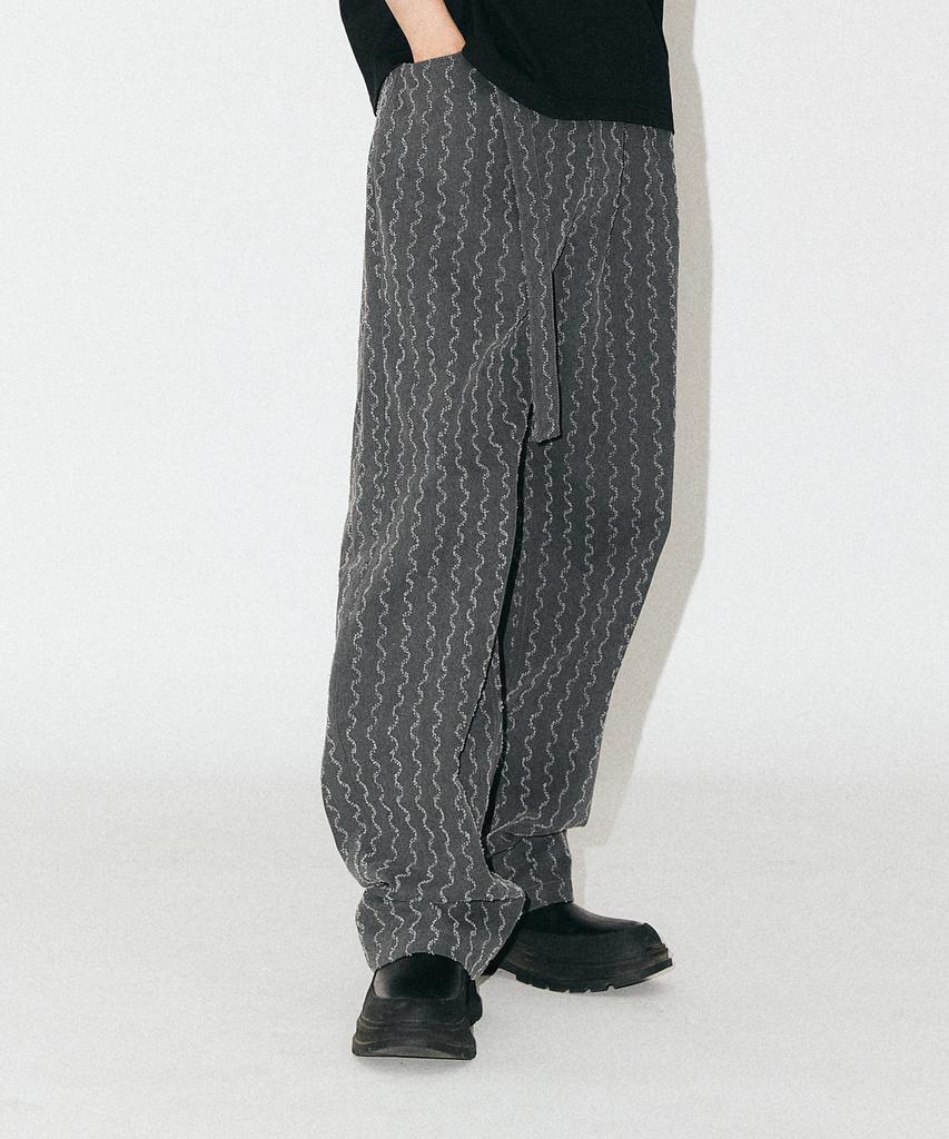 F8KE CHEMICAL CLUB Wavy Denim Jeans
