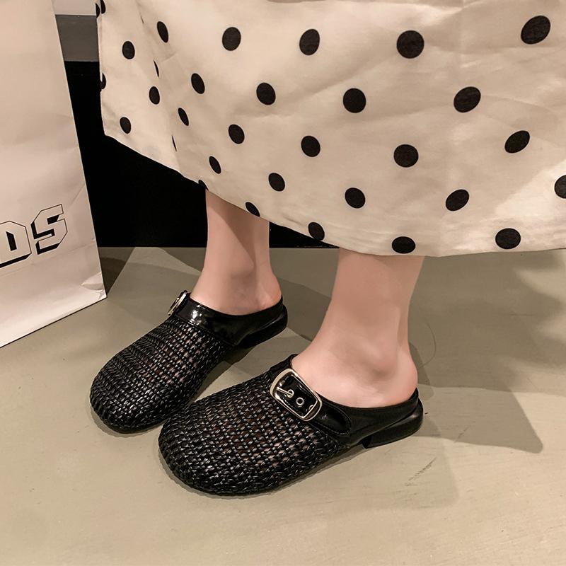 Fashion New 2025 Designer Sandals Water Diamond Rivet Shoe Women Flats Sandals Comfortable Lightweight Sandals Women Zapatos De Mujer