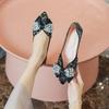 Women Flat Diamond Bow Shoes Women Autumn Fashion Breathable Work Shoes Ladies Casual Outdoor Ladies Pointed Shallow Big Size 43