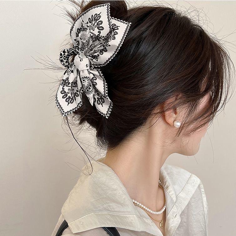 Elegant And Fashionable Hair Clip Headband For Daily Use