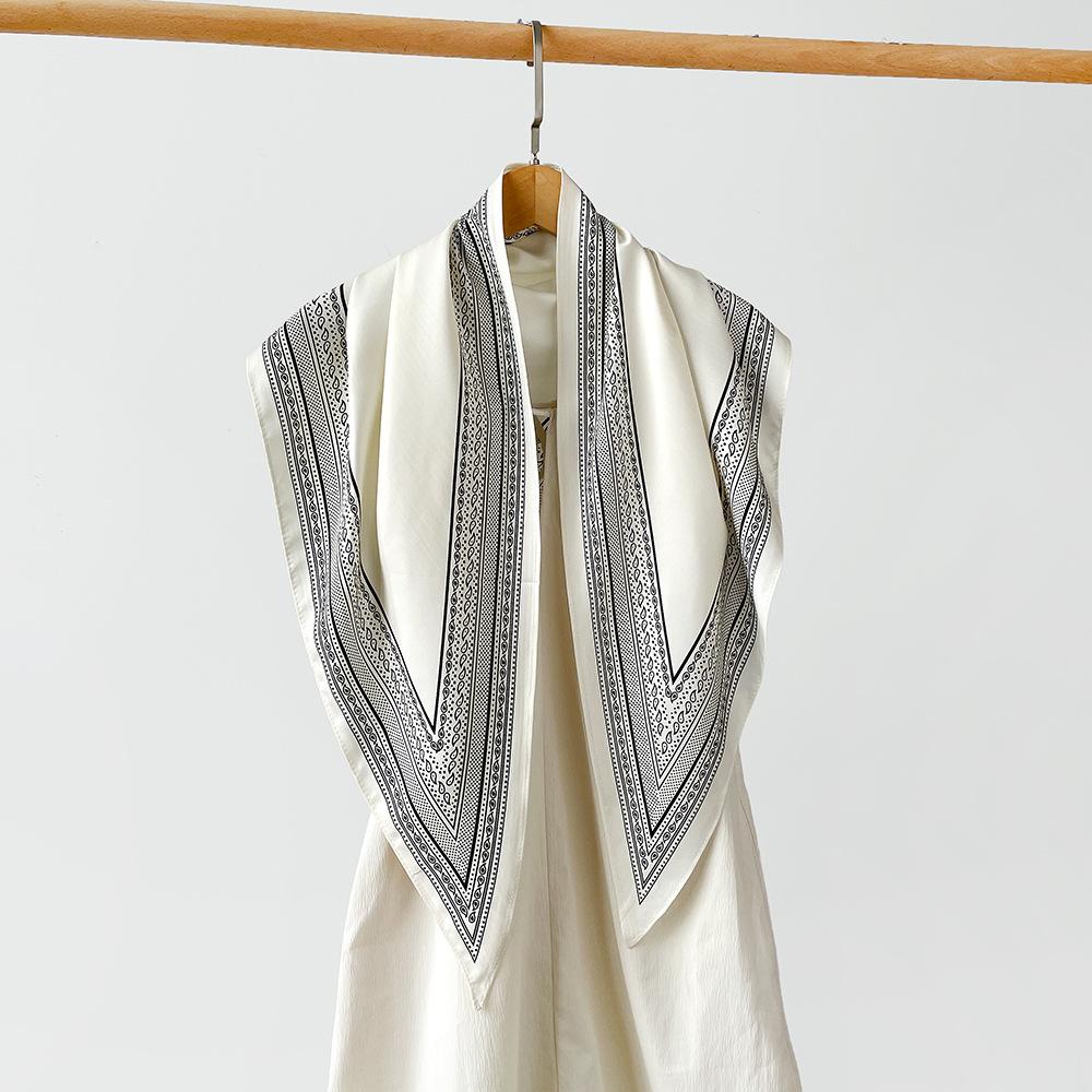 Wear A Triangular Scarf, Headscarf, Twill Silk Scarf, Shawl, Retro Literary Cashew Print Silk Scarf, Women'S Waist Seal Decoration
