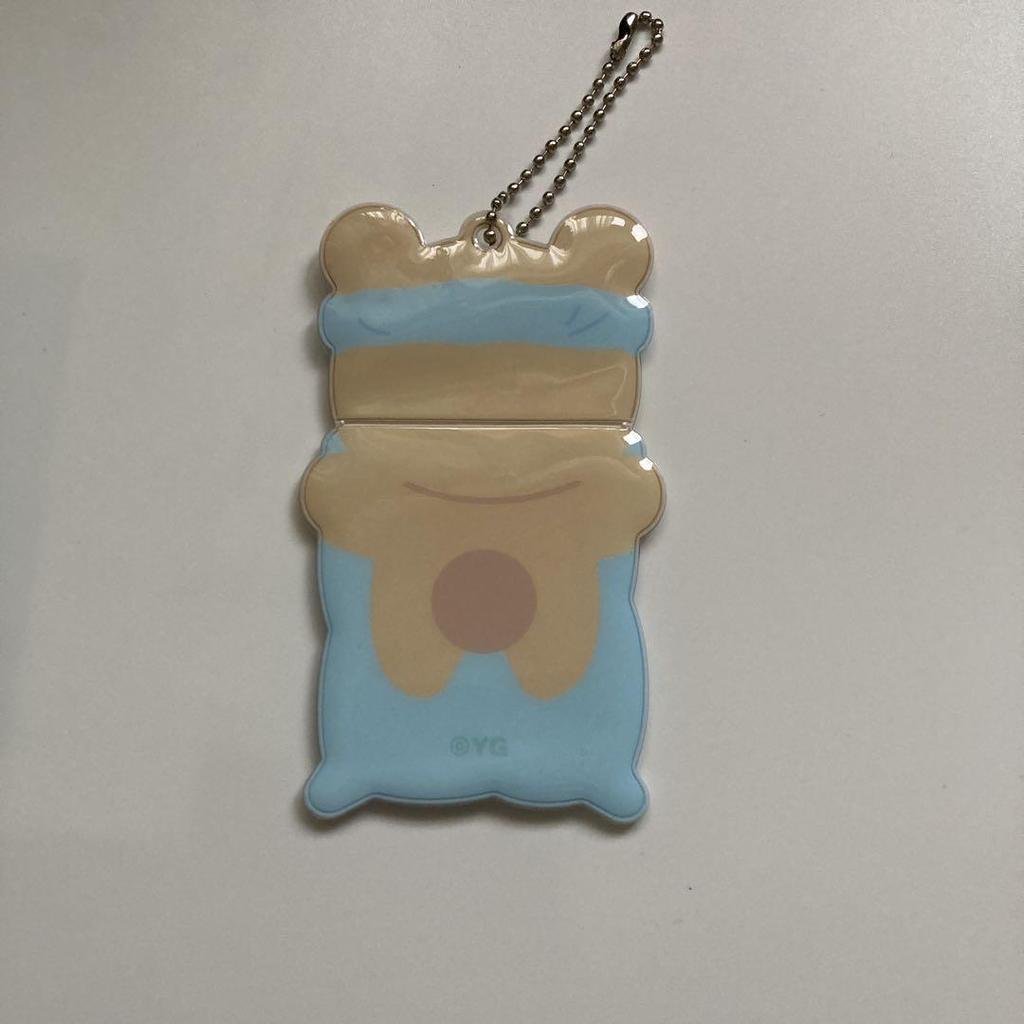 [USED] Jenny GOMDEUKI ID Photo Holder