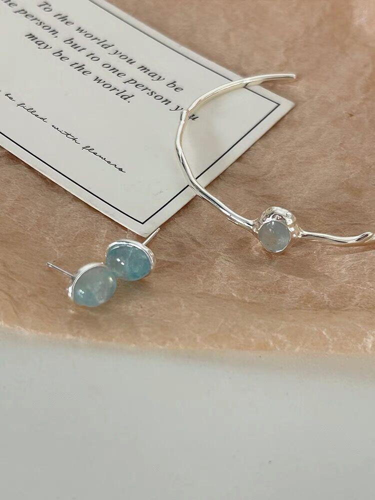 Boucles d'oreilles Clous Ovales Aigue-marine en Argent Sterling S925 pour Femmes - Style Élégant, Polyvalent et Cool.
