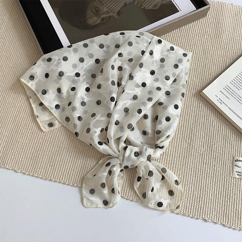 

Квадратные платки 70 см, шелковые платки высокого класса, шейные платки, модные и универсальные, многоцелевой нишевый тонкий головной платок, шарф, шаль. бежевый