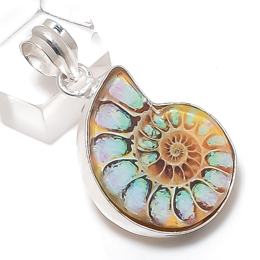 

Ammonite Fossil Gemstone Handmade 925 Sterling Silver Jewelry Pendant 1.58 y1O99