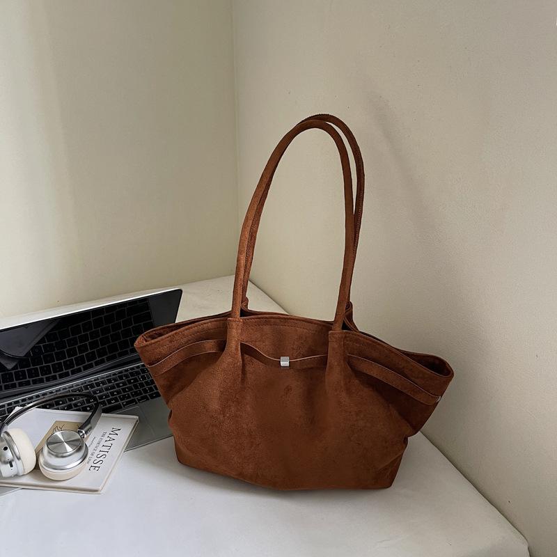 Fashion casual tote bag women's commute to work large-capacity shoulder bag 2025 autumn and winter new high-end underarm bag