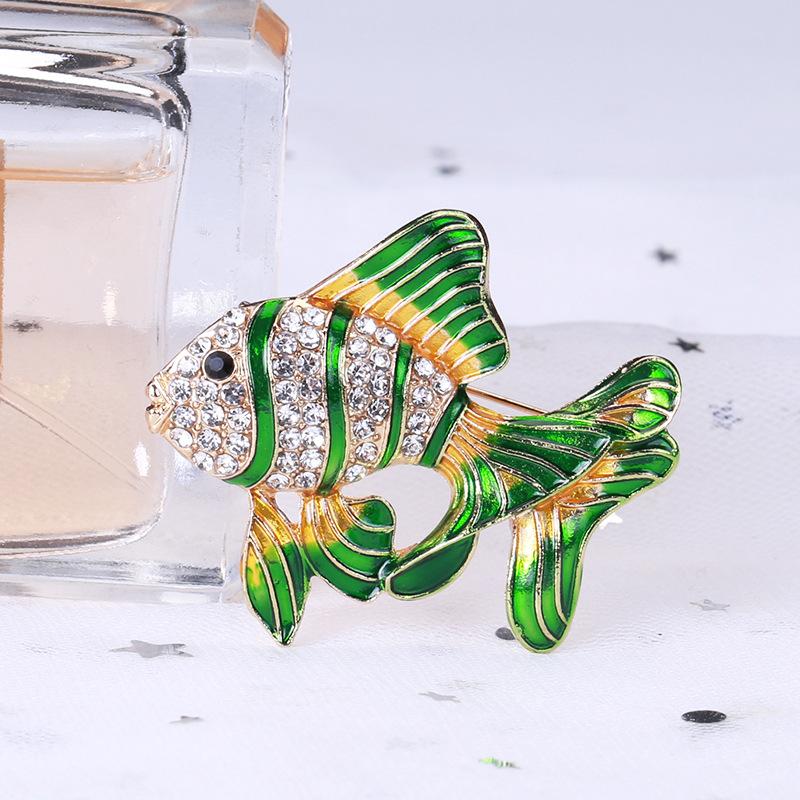 Clothing Accessories Women'S Japanese Personality Brooch Pendant Couple Tropical Fish Oil Drop Cartoon Brooch Collar