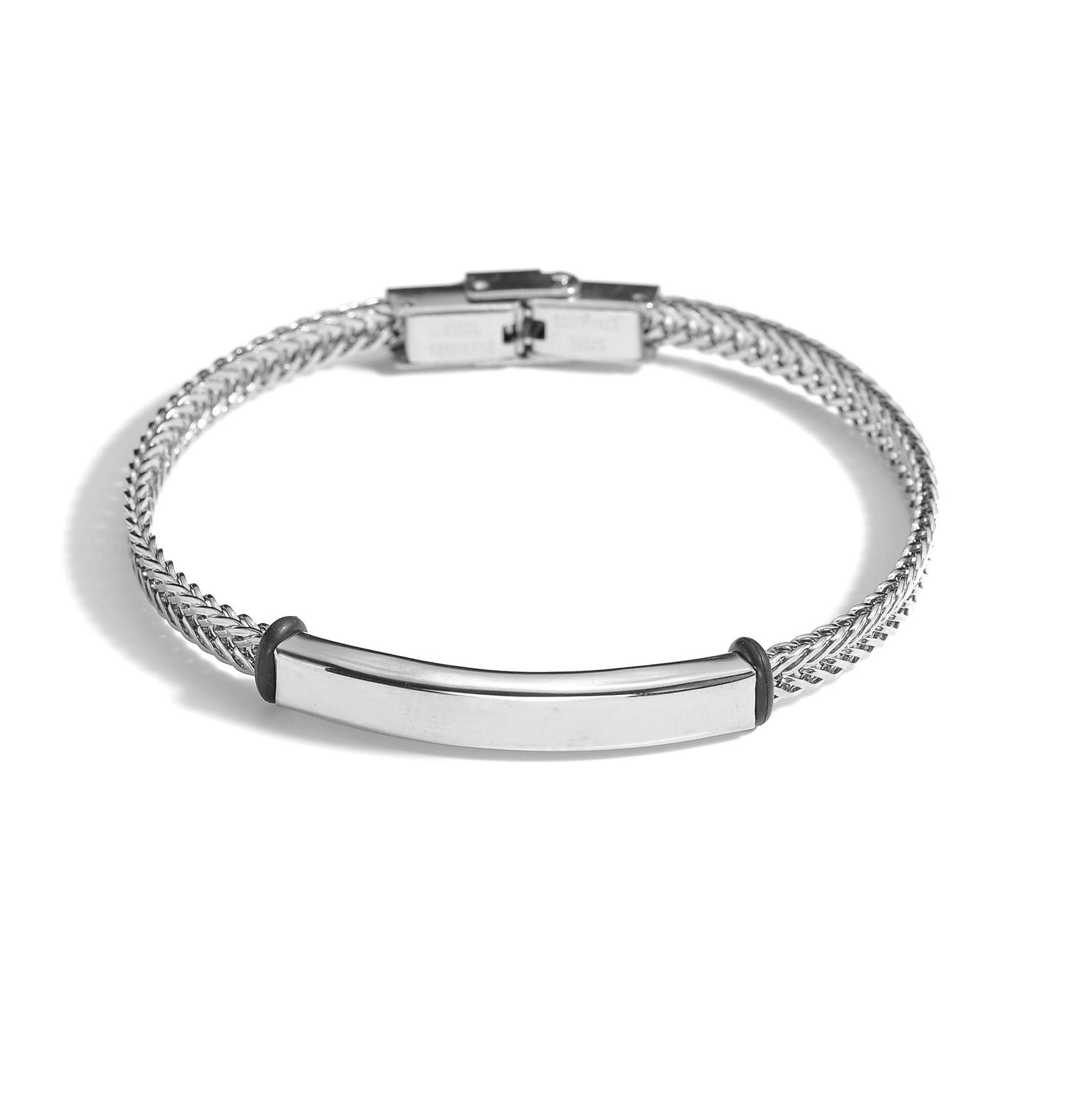 

Atoztide Punk Personalized Engrave Name Bracelet For Men Women Stainless Steel Chain Bangle Couple Family Birthday Jewelry Gift No engrave