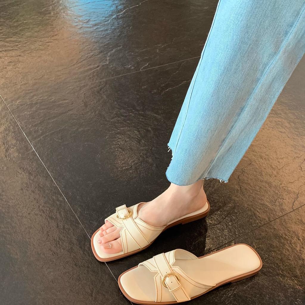 Flat bottom small fragrant wind one pedal niche retro oblique cut square head bright line belt buckle low heel cool slippers female summer