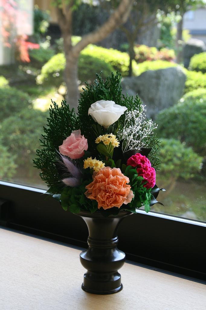 Eika Corporation Preserved Flowers Buddhist Flowers [Hibiki]
