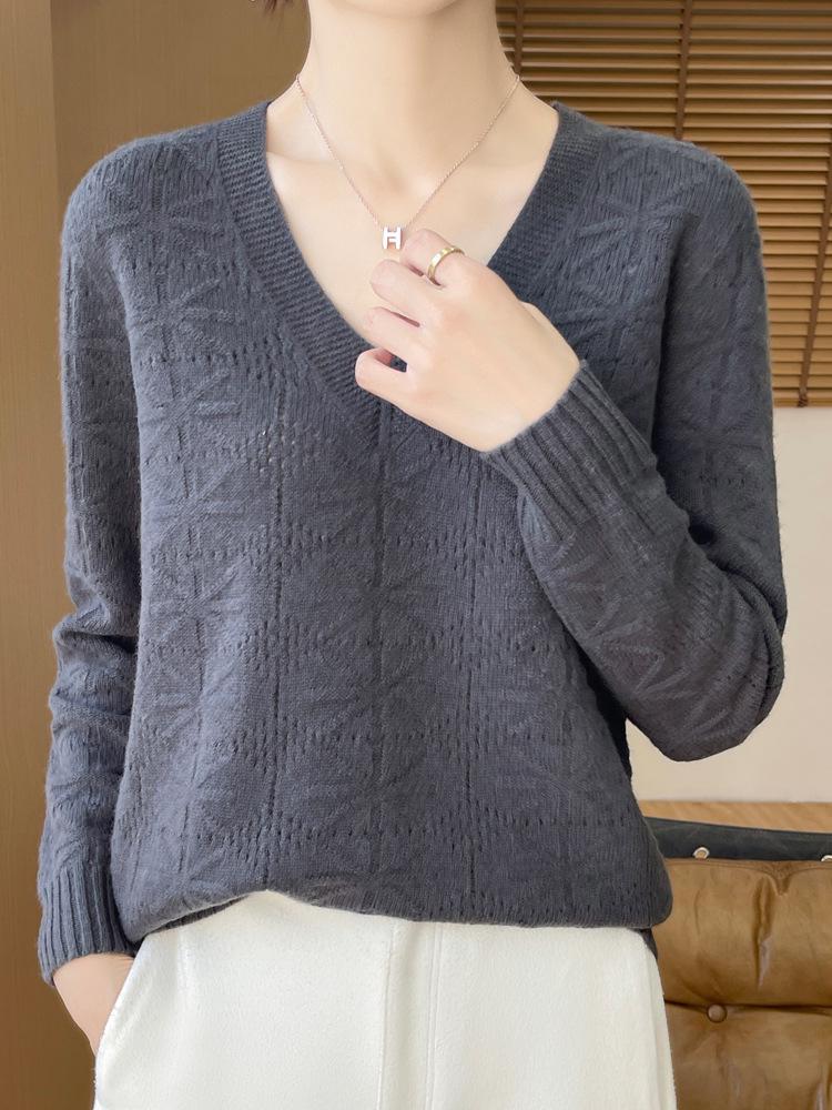 Women's V-Neck Hollow-Out Wool Sweater: Long-Sleeved, Loose-Fit Knit Base Layer