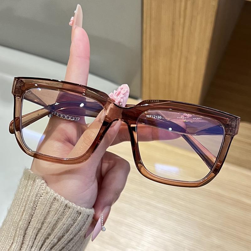 Korean-Style Anti-Blue Light Glasses: Classic Large Frame, Unisex, Versatile Photo Prop.