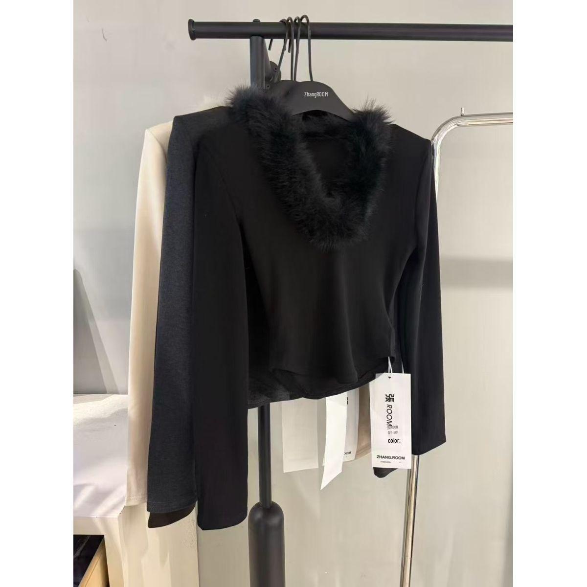 

2025 Autumn/Winter Women s Fur Collar Brushed Shoulder Pad Long Sleeve Top S чорний