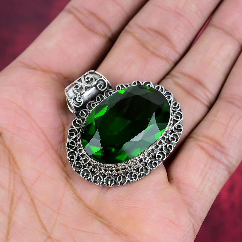Pendentif en diopside chromé, bijou en argent sterling 925, cadeau pour femme, bijou fait main en pierres précieuses