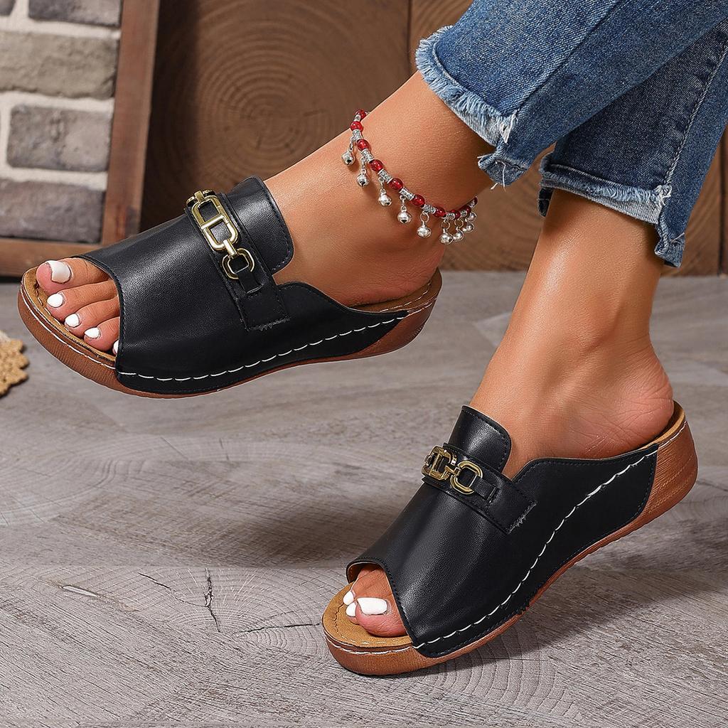 Summer slope heel thick-soled slippers metal decoration Roman style fish mouth beach cool slippers