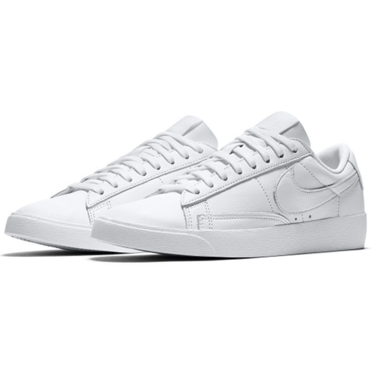 Nike Women's Blazer Low Le Triple White AV9370-111
