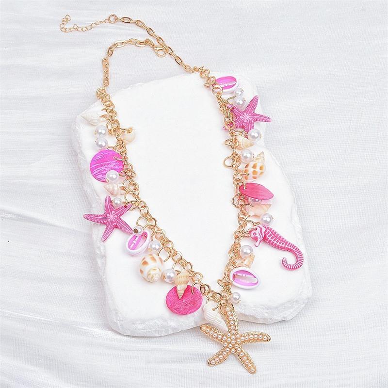 Beach Shell Necklace With Heart Shape Pendant And Zinc Alloy Chain For Women
