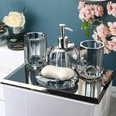 Glas-Lotionflasche Klarer Kristall Badezimmer-Set Waschzubehör Zahnbürstenhalter Tasse Seifenschale Shampoo-Flasche Seifenspender Set