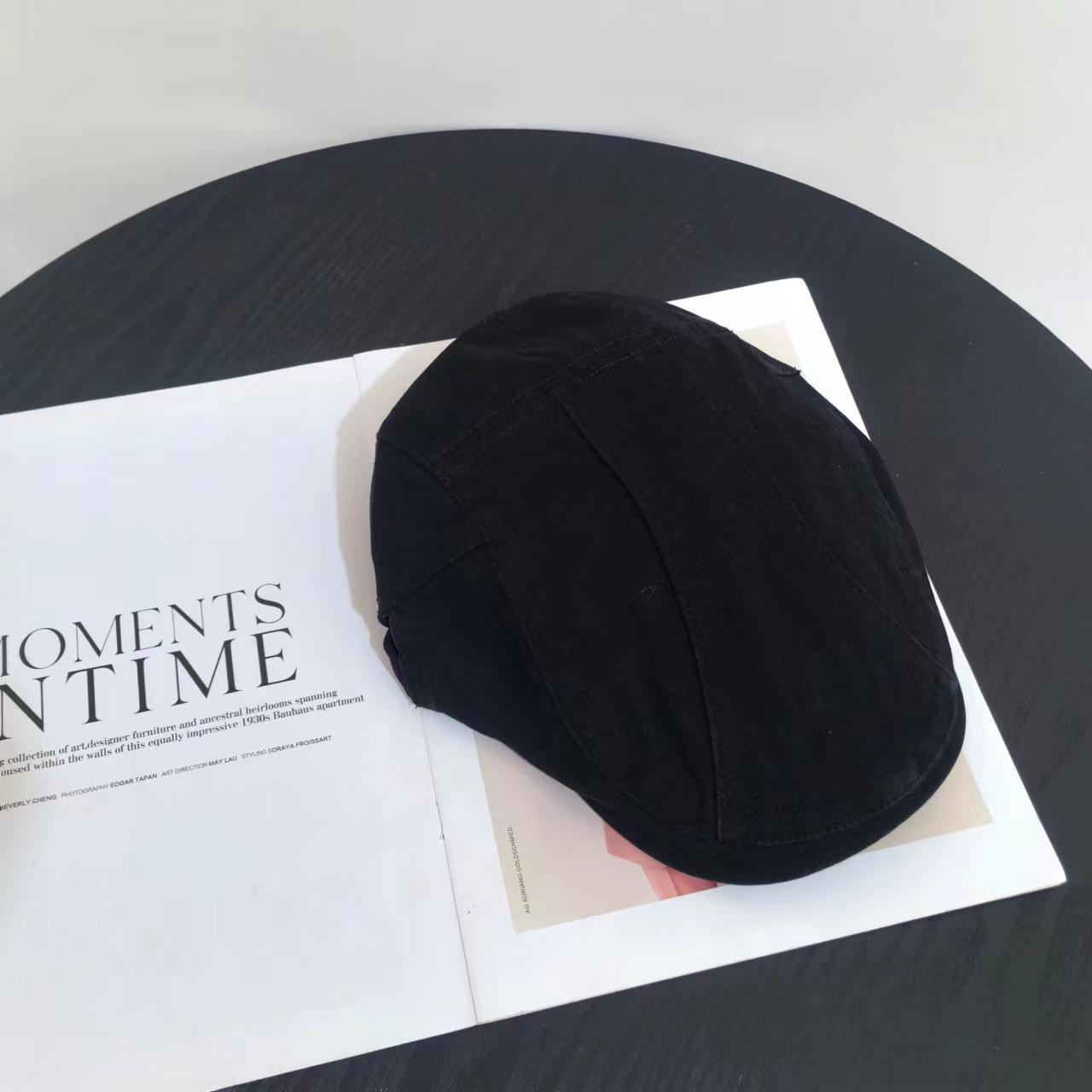 

Ретро старая грубая кромка шляпа вперед женский чувство обратное ношение берет прилив весна и лето универсальный показать маленькое лицо M（56-58cm） чёрный