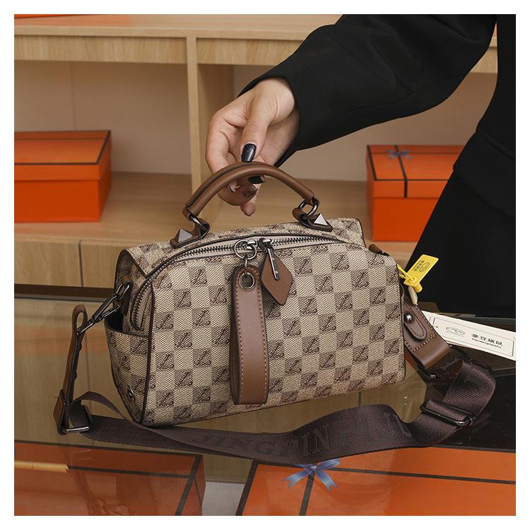 

Роскошная женская сумка через плечо в стиле ретро для пресбиопии, маленькая квадратная сумка, классическая дорожная сумка-подушка, женская