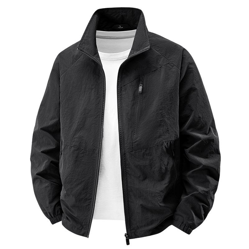 Men's Cross-Season Casual Outdoor Jacket - Versatile Loose Fit for Spring and Autumn Sports or Mountaineering.