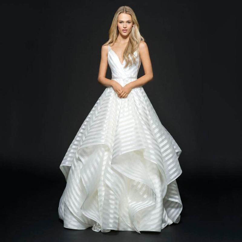 New Backless Lace Mid-waist Small Trailing Beautiful White Small Fresh Simple Wedding Dress
