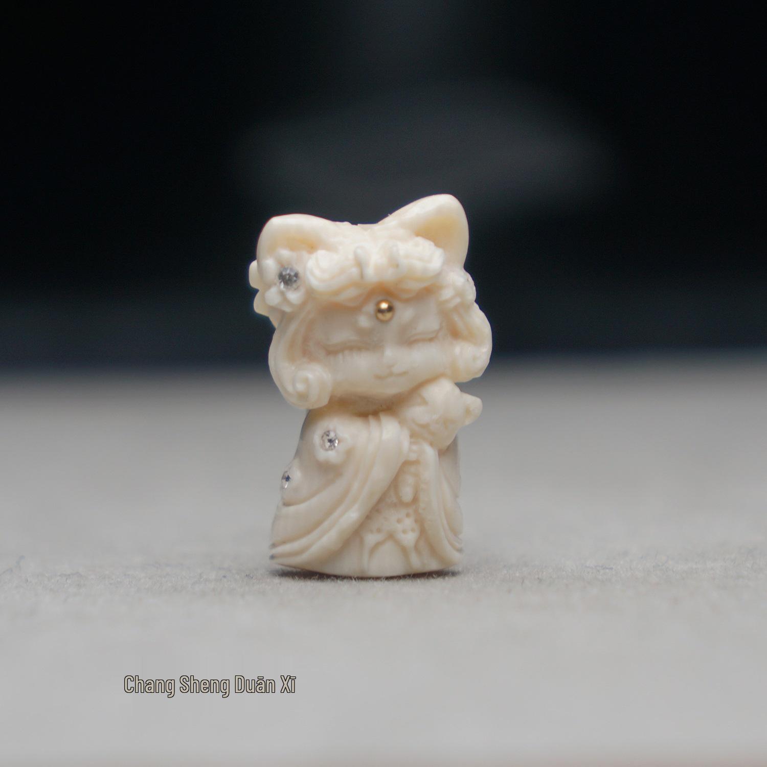 

Mammoth Ivory & Diamond Jiexou Beast Feifei Pendant - Classic of Mountains and Seas Collection Default with Heaven and Earth holes