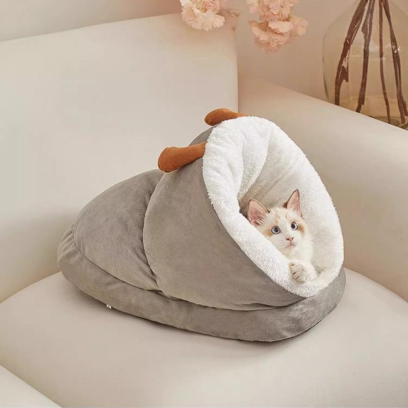 Winter Warm Small Dog Kennel Bed Breathable Dog House Cute Slippers Shaped Dog Bed Cat Sleep Bag Foldable Washable Pet House