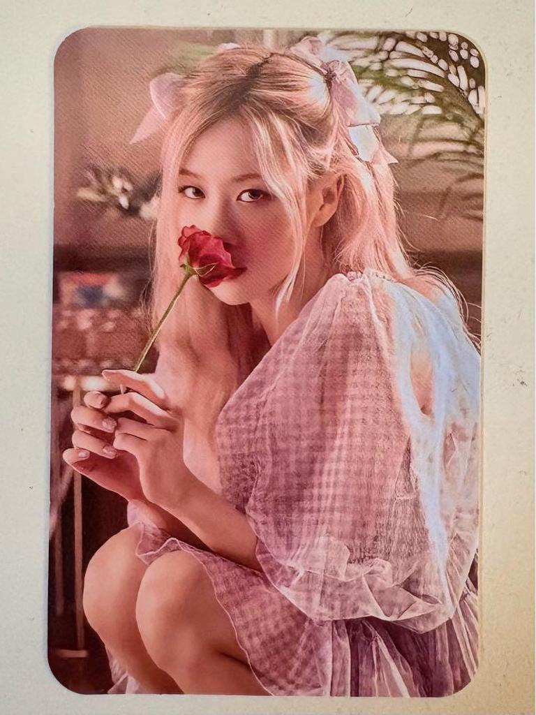 [USED] Blackpink Rosé R Trading Card Album Special