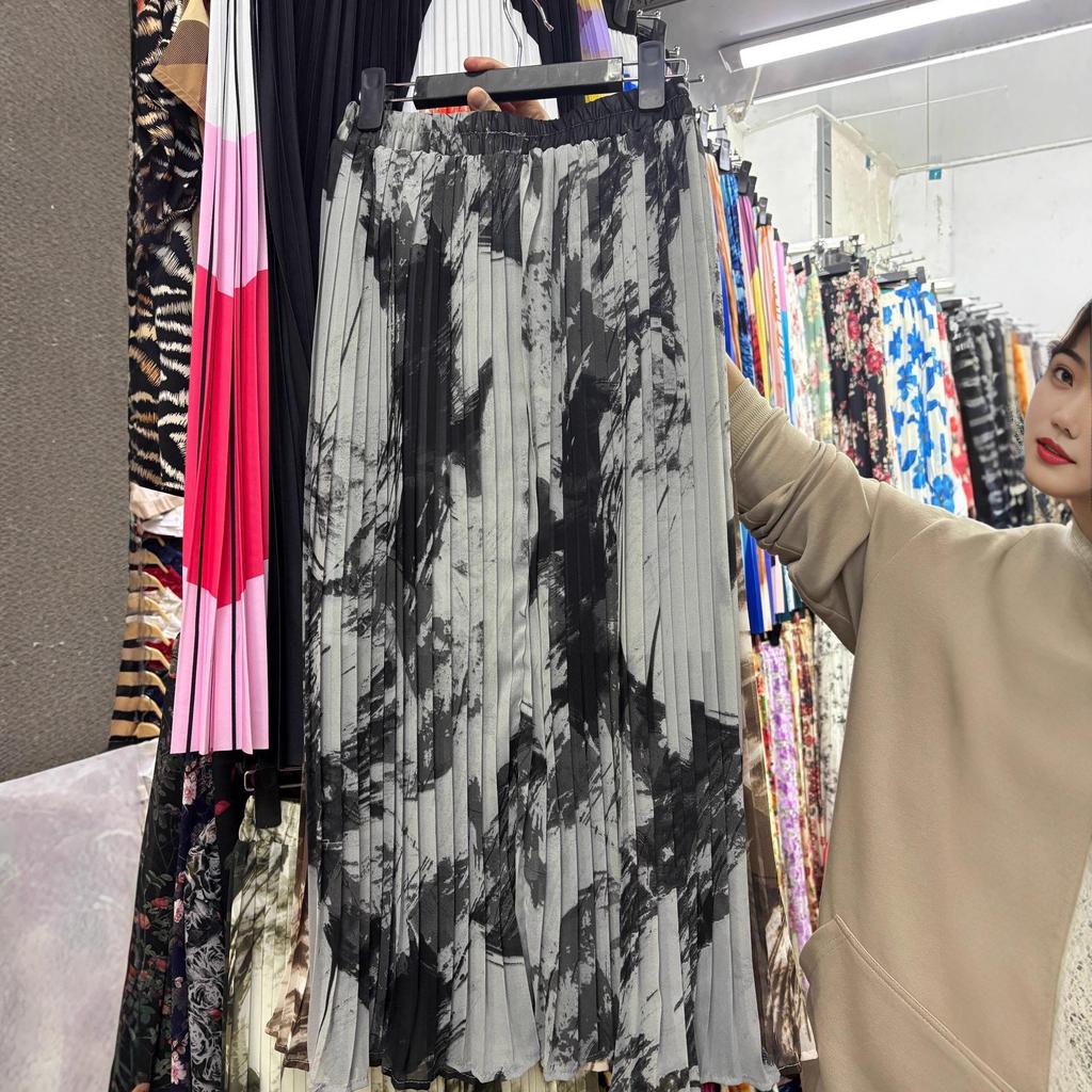 European & American Pleated Print Midi Skirt, Soft Chiffon Fabric, High Waist, Versatile Style