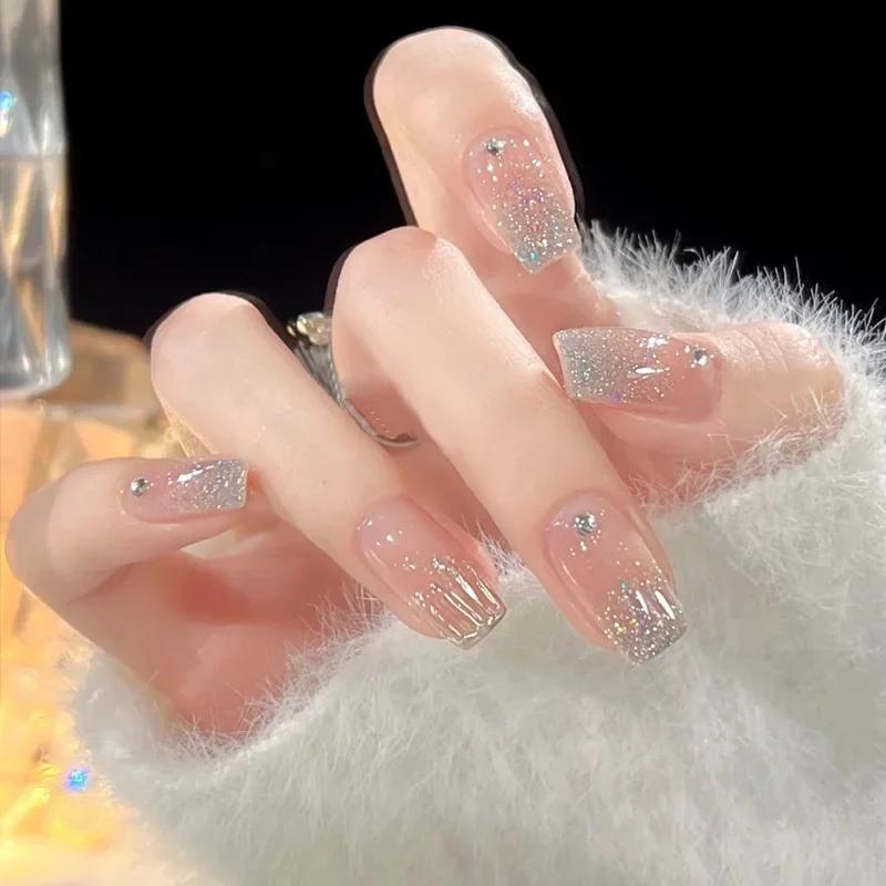 24 Pièces Pointes d'Ongles Rose Nude Courtes Tête Ronde Faux Ongles avec Motif Portables Finis Faux Ongles Couverture Complète Press-on Nails