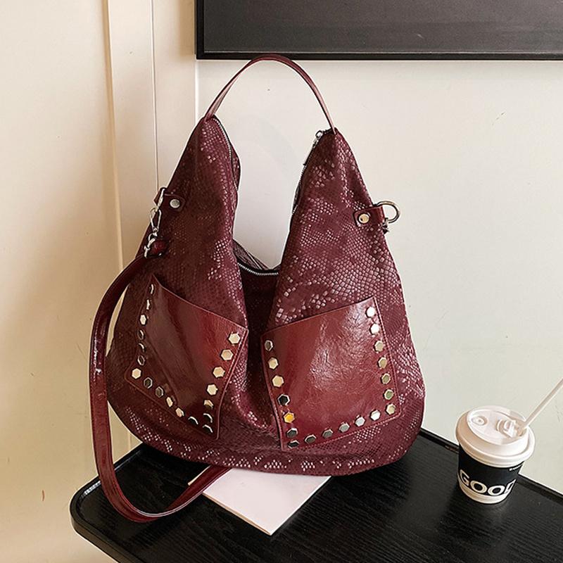Torba tote z imitacji skóry węża, duża pojemność, miękka skóra, nitowana, torba na ramię, modny luksusowy design, damska torebka CLE