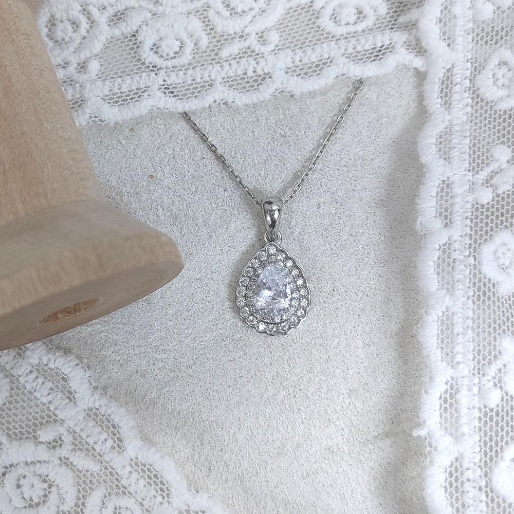 S925 Sterling Silver Moissanite Water Drop Pendant Necklace for Women - Versatile & High-End Jewelry