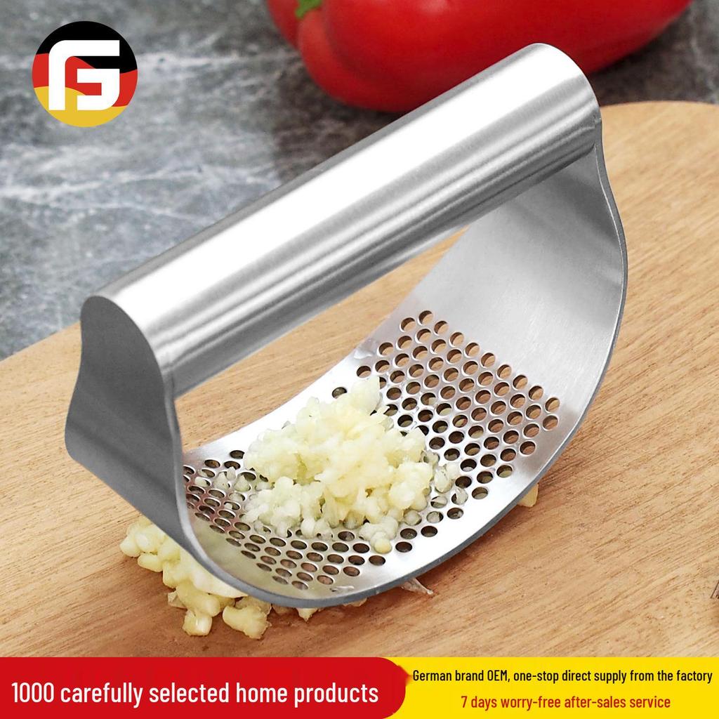 Stainless Steel Garlic Press & Masher - Multifunctional Ring-Shaped Crusher & Peeler