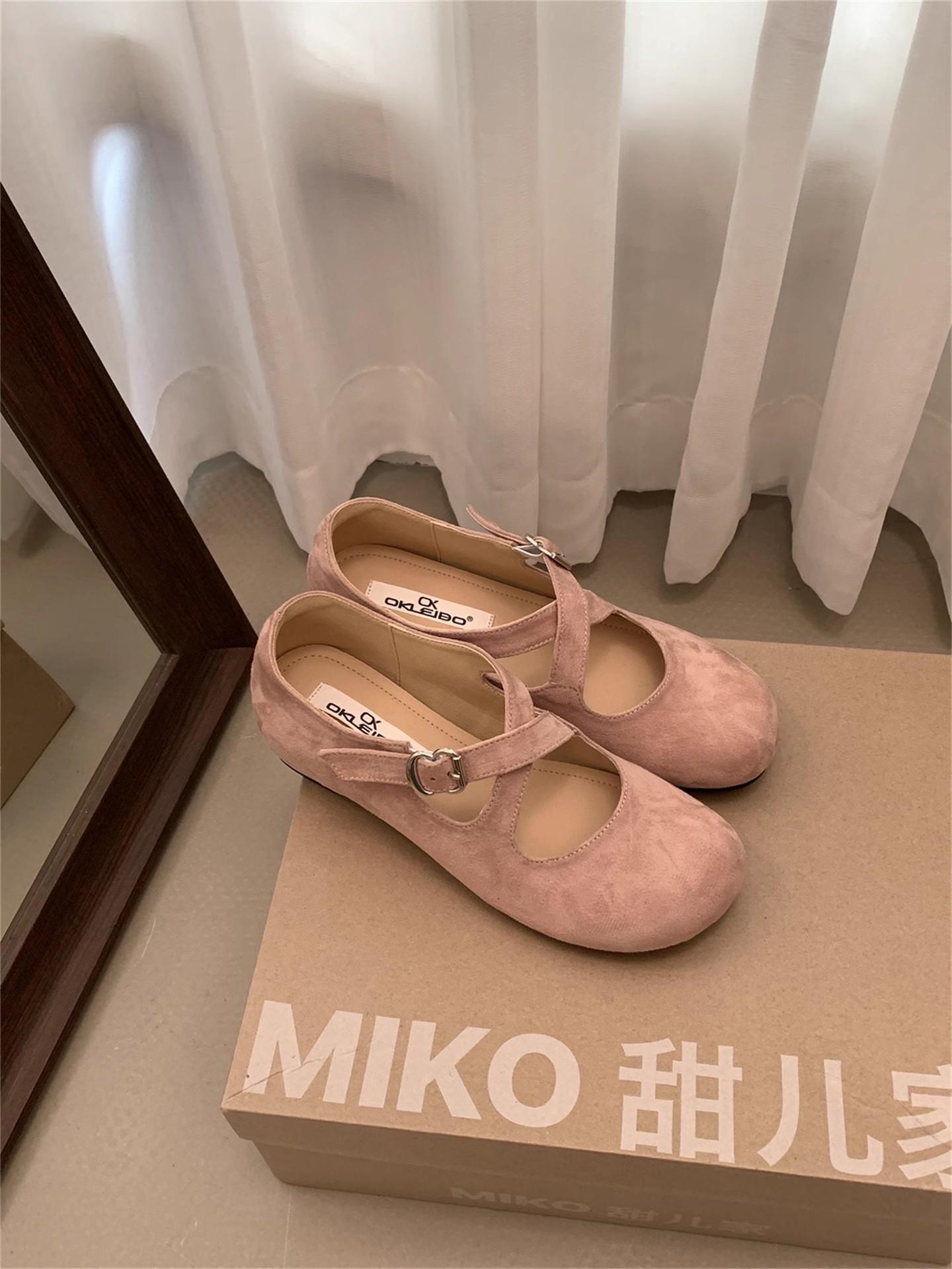 

French cross-buckle flat-bottomed fashion Mary Jane women s versatile commuter flat-bottomed ballet shoes round head shallow mouth single shoes 35 розовый