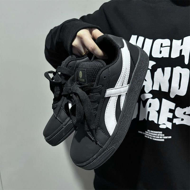Hong Kong style original retro black board shoes for women ins spring and autumn new versatile sports and leisure bread shoes for women