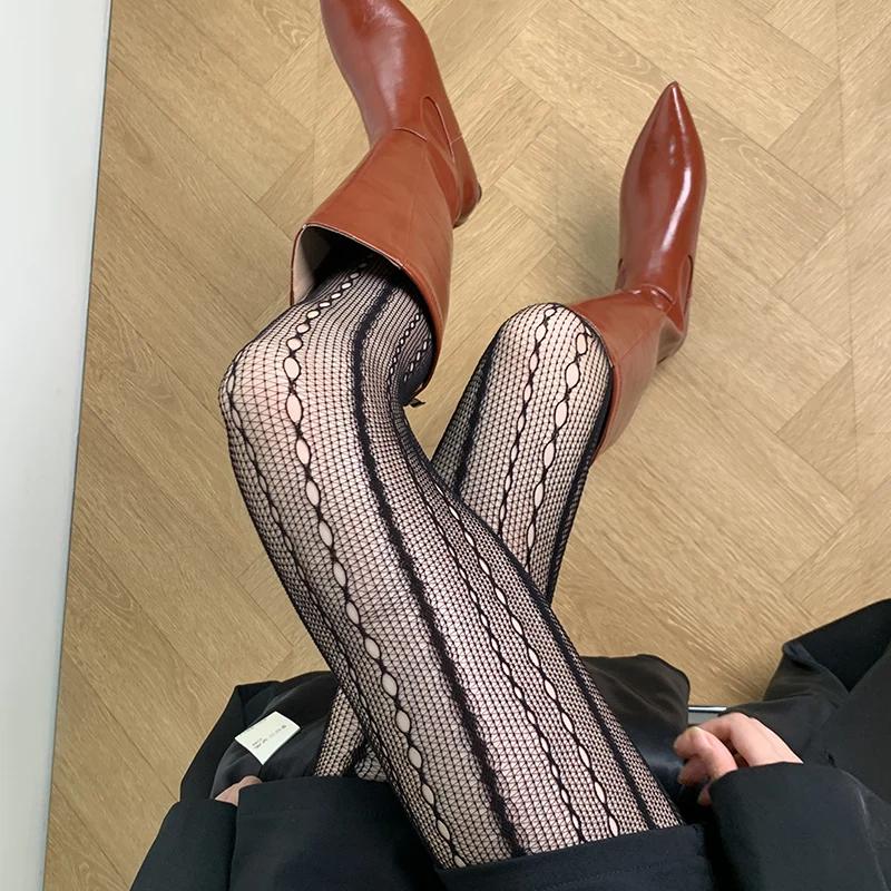 

Women Sexy Red Chain Striped Tights Retro Hollow Out Design Sense Lace Vertical Stripe Jacquard Mesh Fishnet Pantyhose One Size чорний