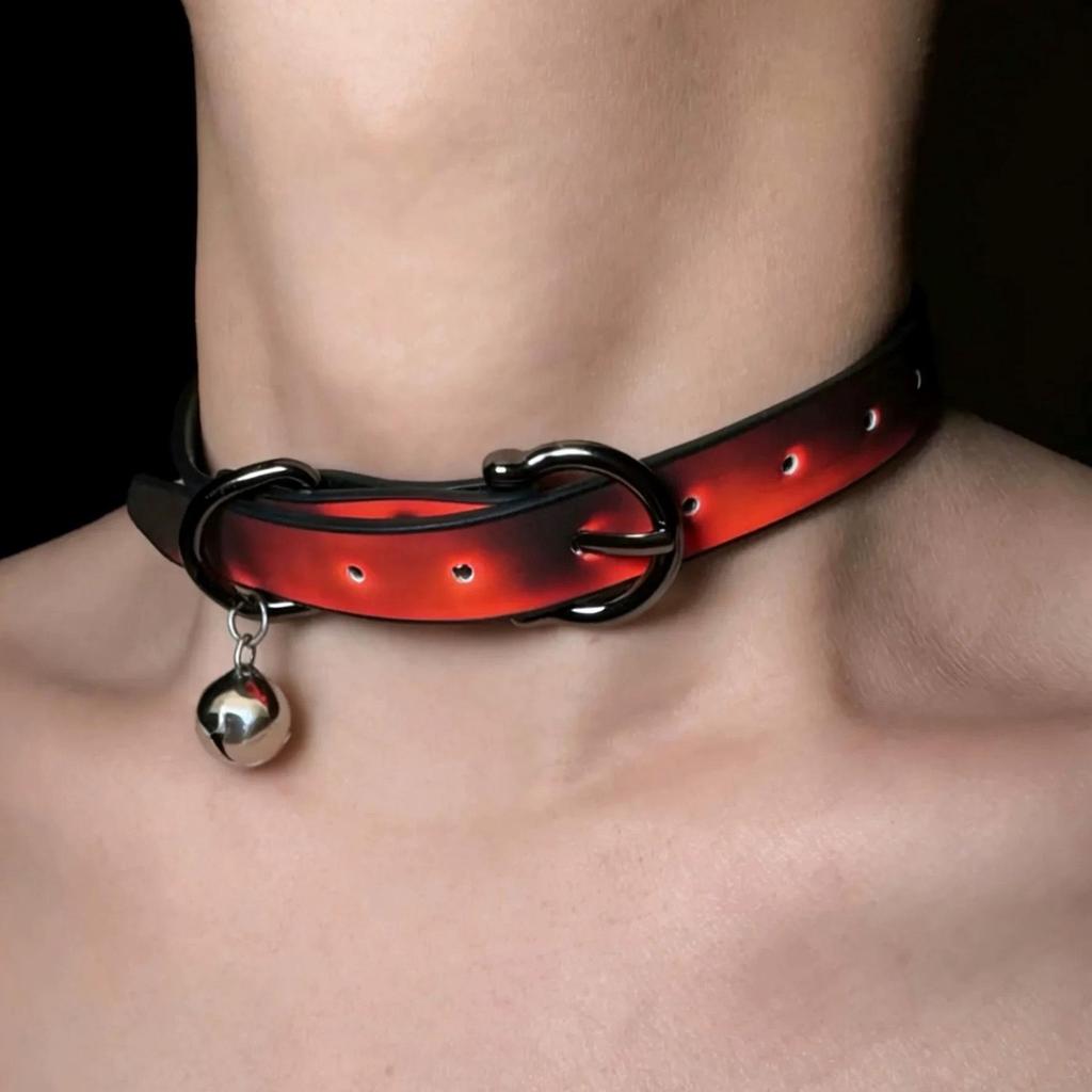 Şık Baharatlı Kız Deri Çan Gerdanlık Kolye – Eşsiz Azınlık Tasarımı