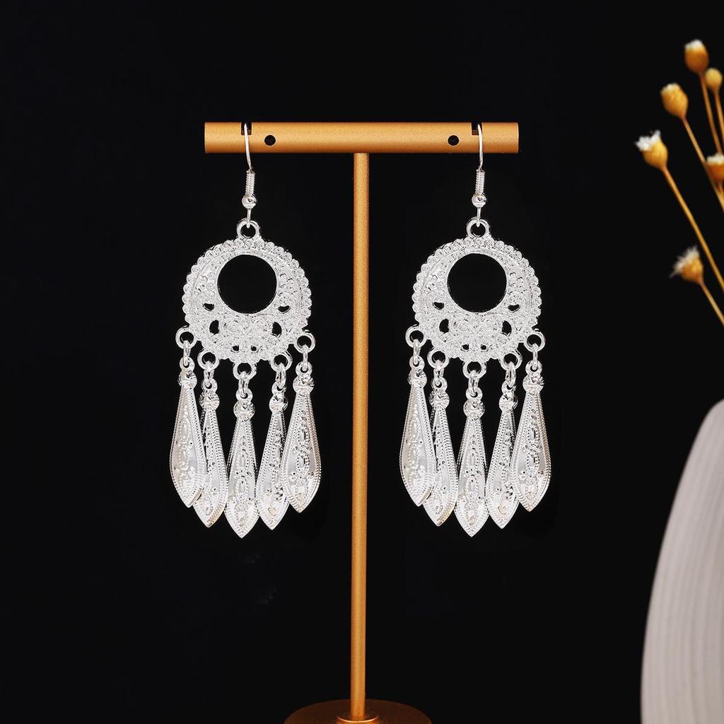 Etnické náušnice s třásněmi z listového stříbra Miao