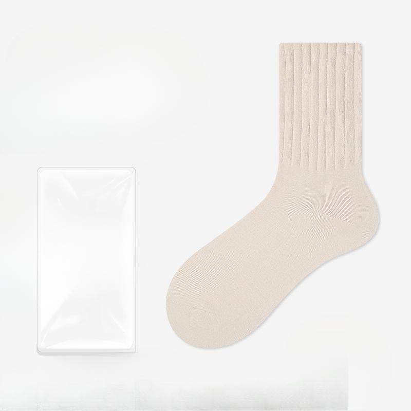 Female Autumn and Winter Warm Cotton Comfortable College Wind Anti Pilling Boneless Tube Socks