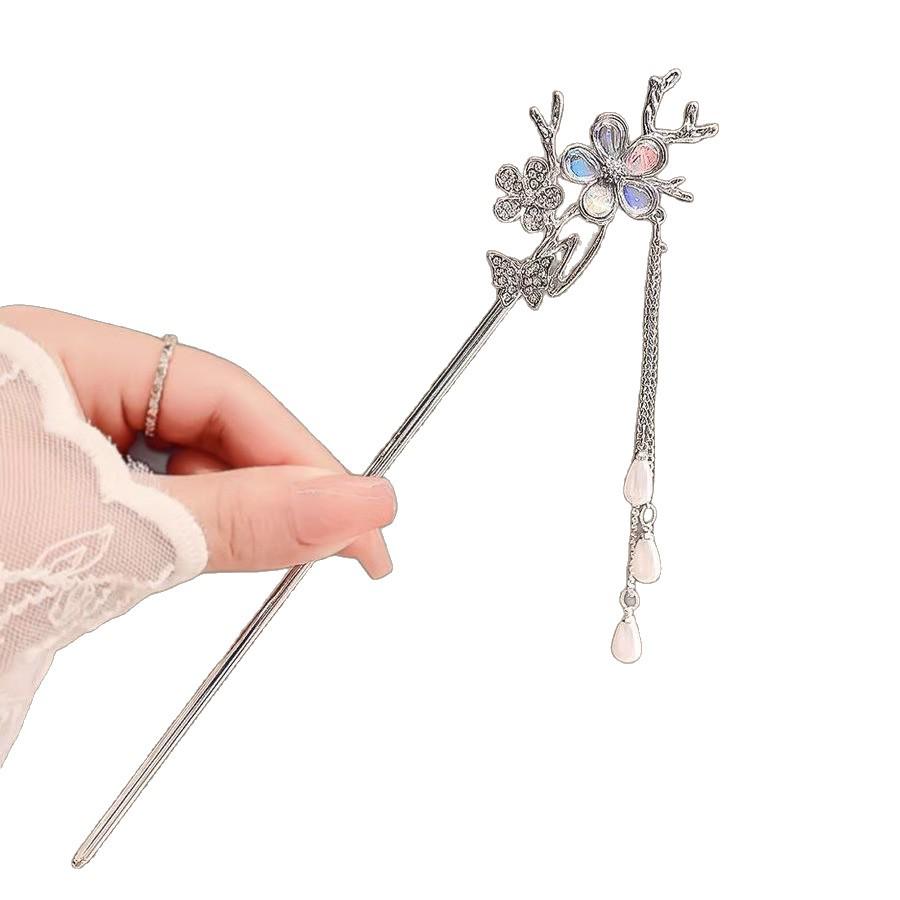 Elegant Chinese Retro High-End Hairpin: Wooden and Alloy Metal Design for Hanfu Updos