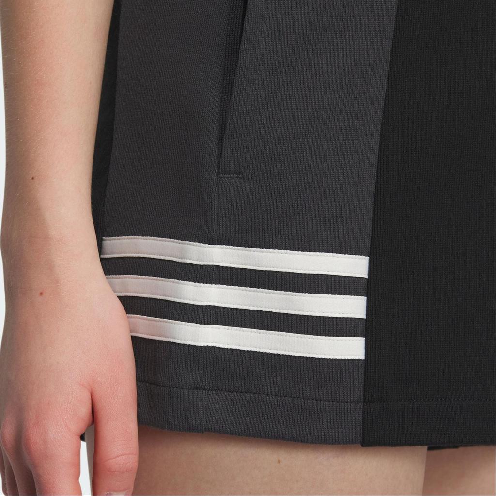 Adidas Originals Clover Shorts With Three-Stripe Color Blocking And Drawstring Women Shorts Black IU4843