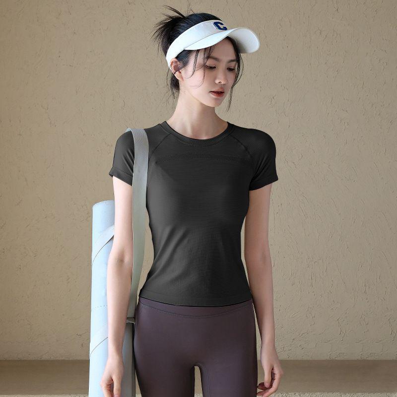 

Yoga Clothes Women Spring and Summer Sports Top Breathable Short sleeve T-shirt Outer Wear Running Professional Pilates Training Workout Clothes Black L